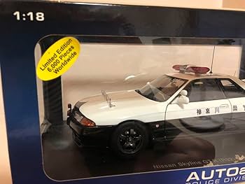 1/18　オートアート 日産 スカイラインGT-R パトカー　R32　茨城県 1/18 オートアート 日産 スカイラインGT-R パトカー R32 茨城県
